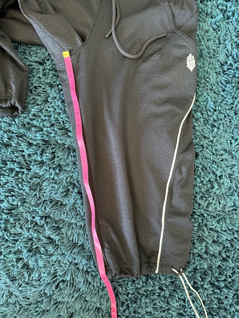NWT Hot Mesh Black Drawstring Capri Pants XS - Picture 4 of 11